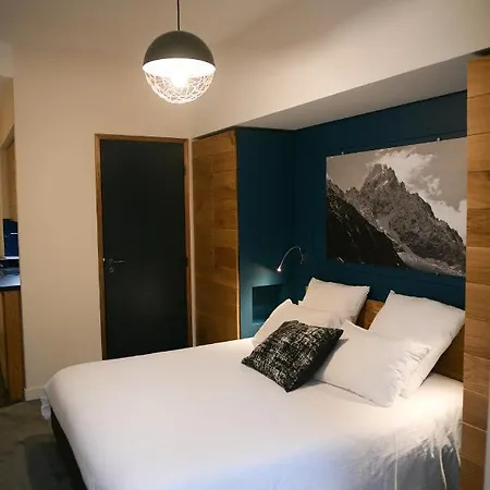 Aparthotel Aiguille Verte & 3*