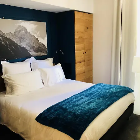 Aiguille Verte&spa Chamonix