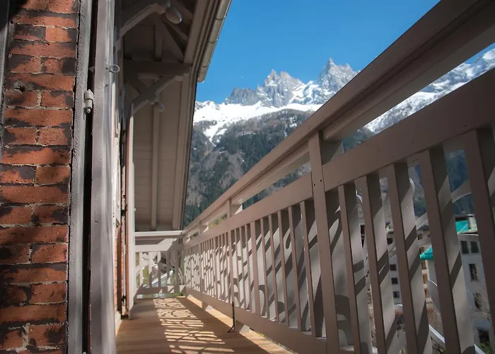 Aiguille Verte & 3*