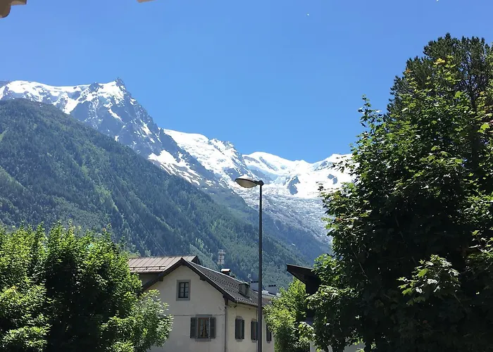 Aiguille Verte & 3*